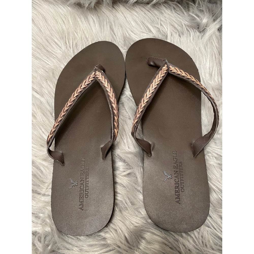 American Eagle Flip Flips